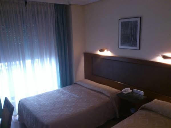 Hotel Cardinal Αλμπαθέτε Εξωτερικό φωτογραφία